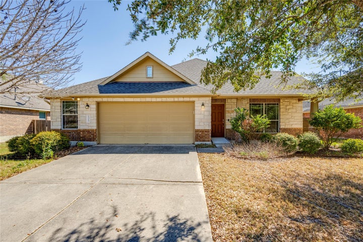 Photo 1 of 32 — 1323 Talley LOOP, Buda, TX 78610
