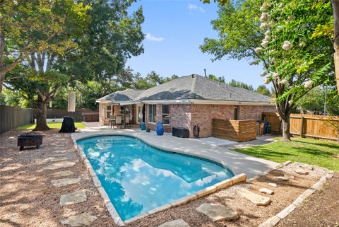 Photo of 9024 Heiden LN, Austin, TX 78749 (MLS # 4545384)