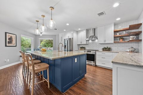 Tiny photo for 7041 Ridge Oak RD, Austin, TX 78749 (MLS # 4781795)
