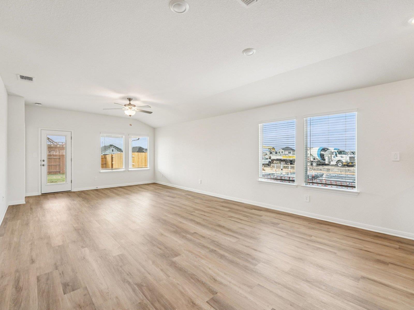 111 Antioch Colony DR