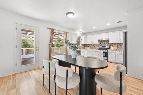 Tiny photo for 9024 Corran Ferry DR, Austin, TX 78749 (MLS # 9830497)