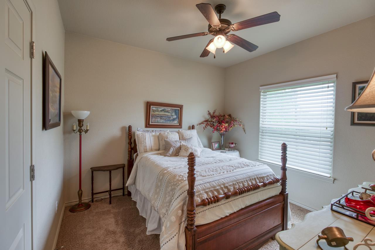 1130 Long Mountain DR