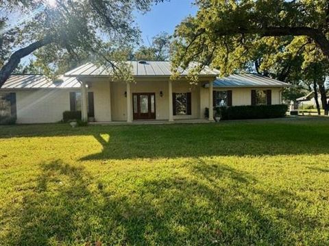 Photo of 101 Southern SPUR, Horseshoe Bay, TX 78657 (MLS # 2989061)