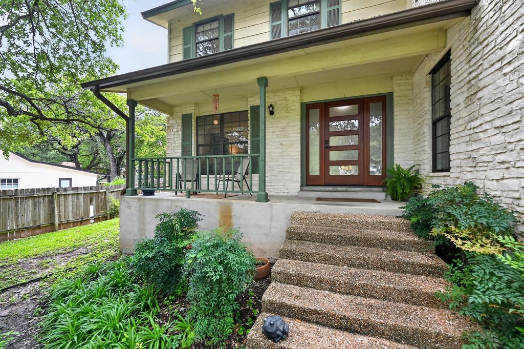 Photo of 1903 Holly Hill DR, Austin, TX 78746 (MLS # 5517962)