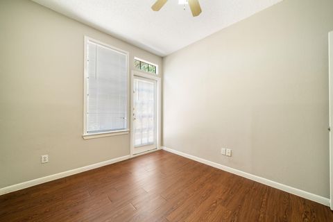 Tiny photo for 2300 Leon ST #101, Austin, TX 78705 (MLS # 7122061)