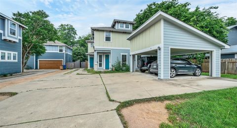 Photo of 507 W North Loop BLVD #A, Austin, TX 78751 (MLS # 8240201)