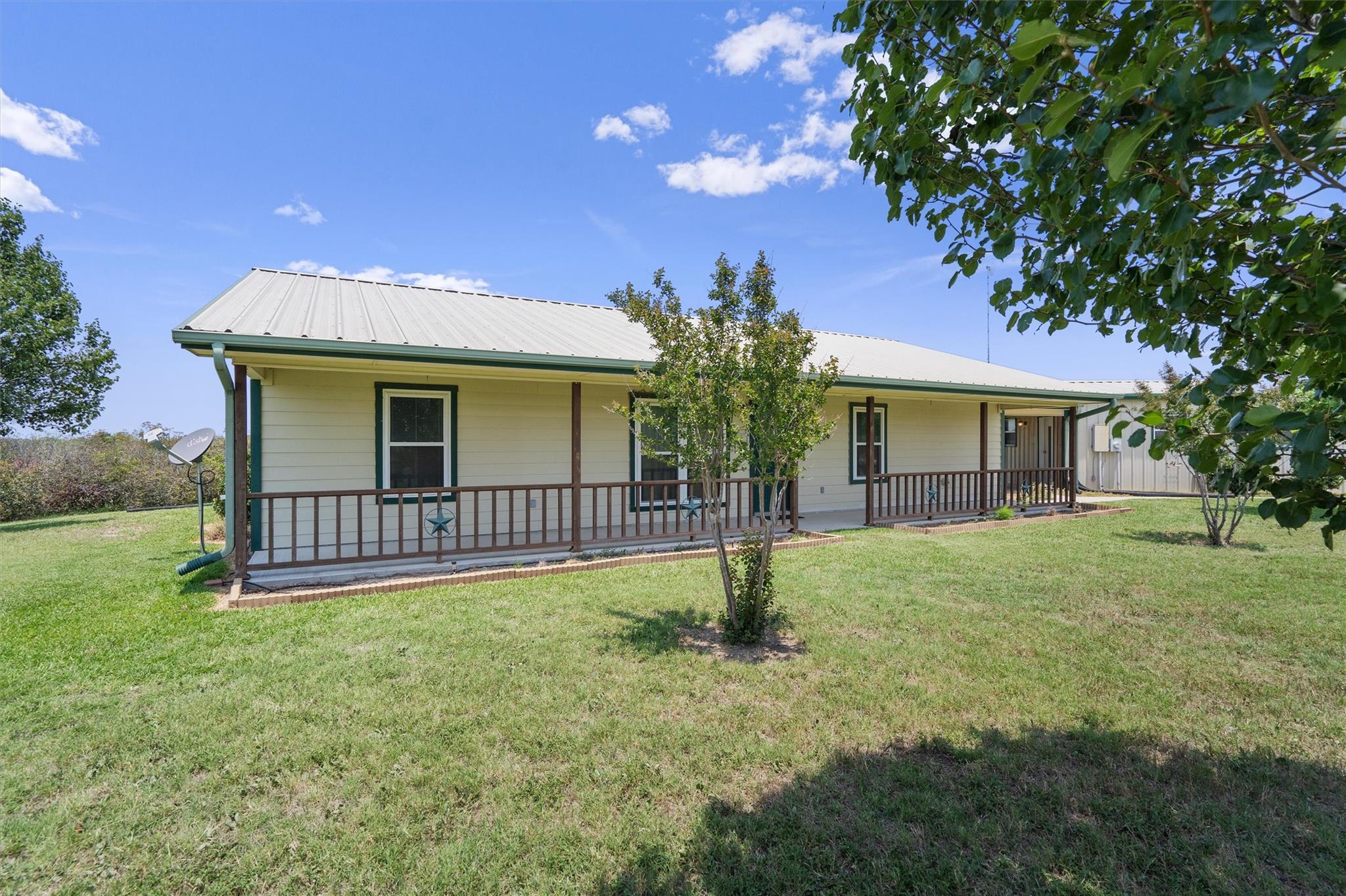 550 County Road 221