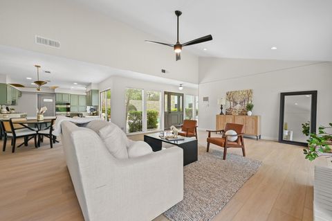 Photo of 926 Lakeway DR, Lakeway, TX 78734 (MLS # 1783221)