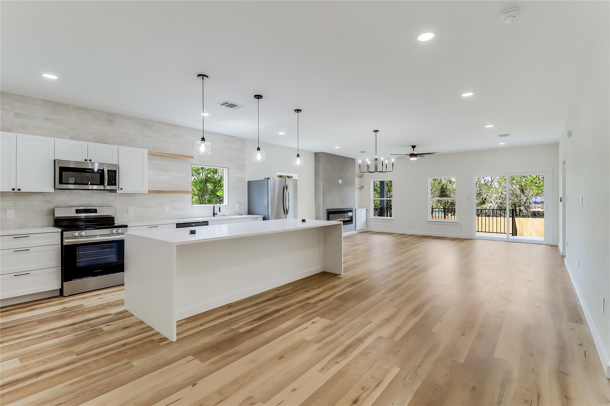 21415 Highland Lake DR