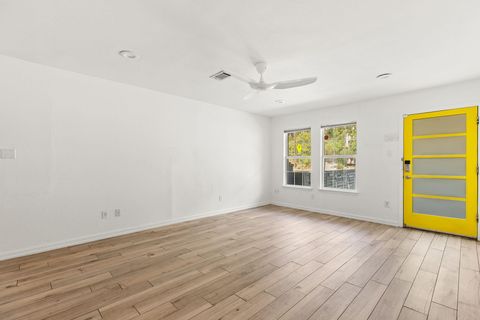 Tiny photo for 5307 Ledesma RD, Austin, TX 78721 (MLS # 2060197)