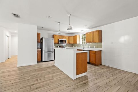 Tiny photo for 5307 Ledesma RD, Austin, TX 78721 (MLS # 2060197)