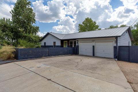 Tiny photo for 5307 Ledesma RD, Austin, TX 78721 (MLS # 2060197)