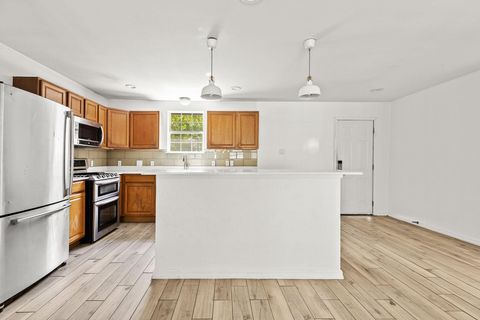 Tiny photo for 5307 Ledesma RD, Austin, TX 78721 (MLS # 2060197)