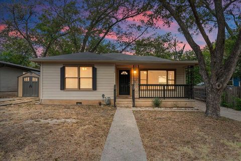Photo of 3510 Lafayette Ave, Austin, TX 78722 (MLS # 5381678)