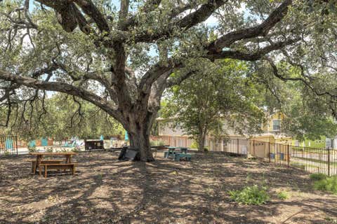 Tiny photo for 2009 Sager DR #270C, Austin, TX 78741 (MLS # 7273706)