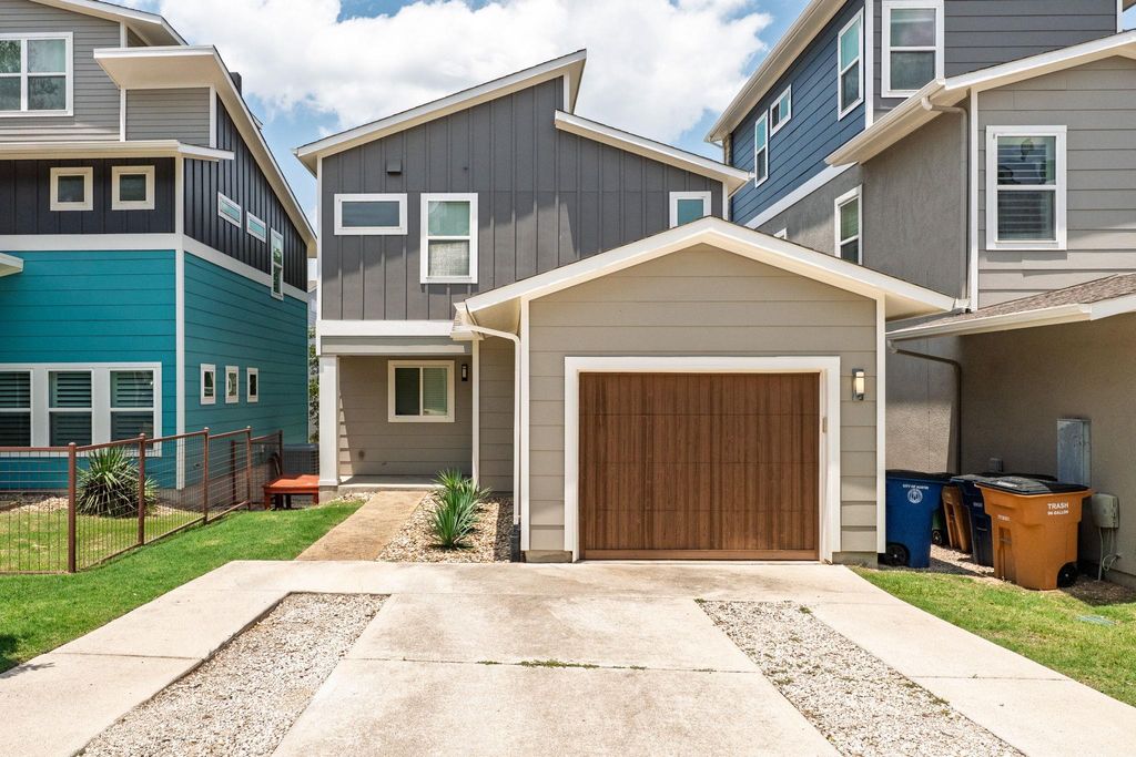 Photo of 2009 Sager DR #270C, Austin, TX 78741 (MLS # 7273706)