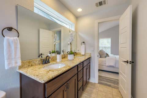 Tiny photo for 2009 Sager DR #270C, Austin, TX 78741 (MLS # 7273706)