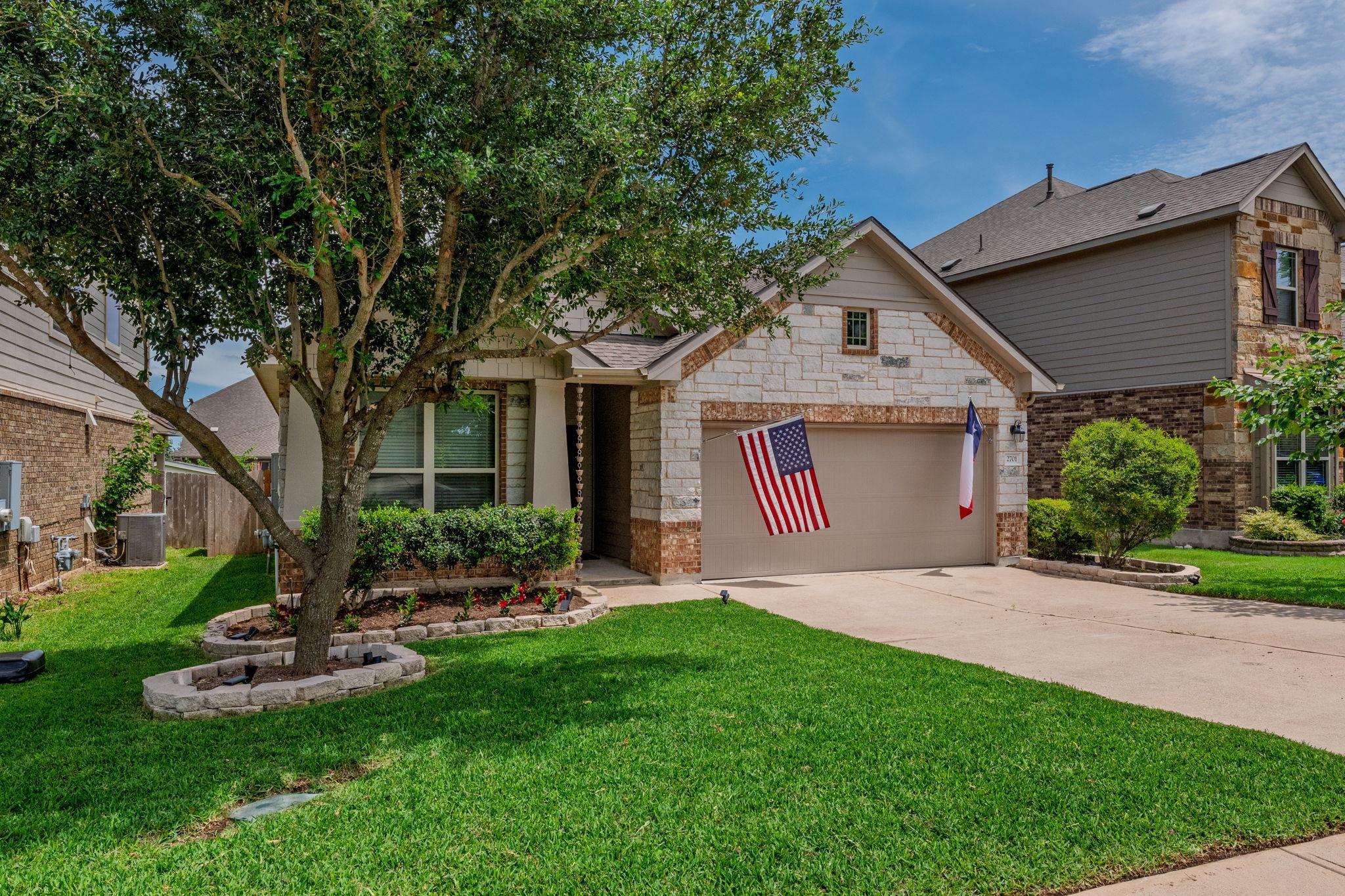 2701 Auburn Chestnut LN