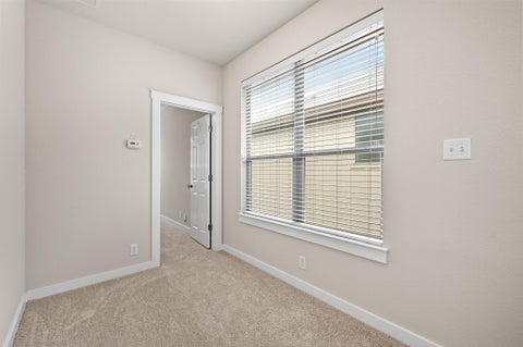 Tiny photo for 2101 Rivers Edge WAY #32, Austin, TX 78741 (MLS # 6319153)