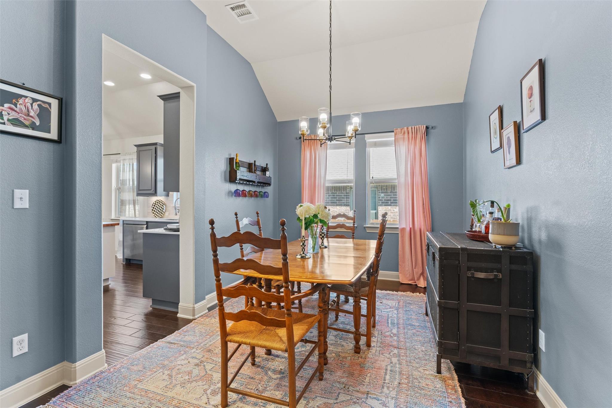 2732 Florin CV