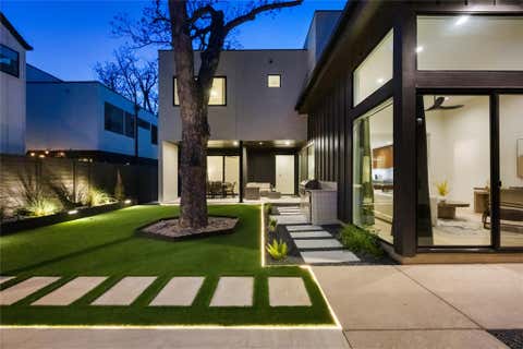 Photo of 3201 Holton ST, Austin, TX 78702 (MLS # 8143566)