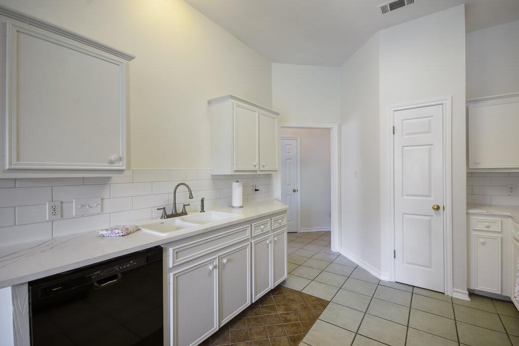 107 Susana DR