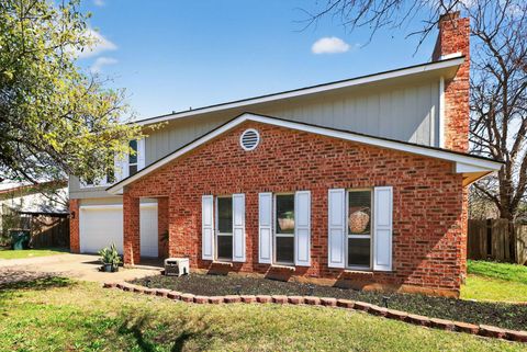 Photo of 12329 Deerbrook TRL, Austin, TX 78750 (MLS # 2253044)