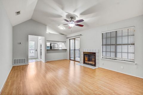 Tiny photo for 2215 Post RD #2022, Austin, TX 78704 (MLS # 8770325)