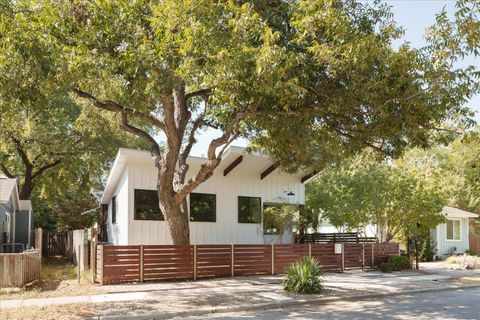 Photo of 1905 Haskell ST, Austin, TX 78702 (MLS # 9548308)