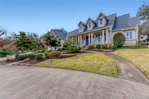 Photo of 18 Ehrlich RD, Austin, TX 78746 (MLS # 2157610)