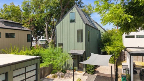 Photo of 625 Tillery ST #B, Austin, TX 78702 (MLS # 2938157)