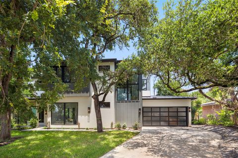 Photo of 2504 Bluffview DR, Austin, TX 78704 (MLS # 5823174)