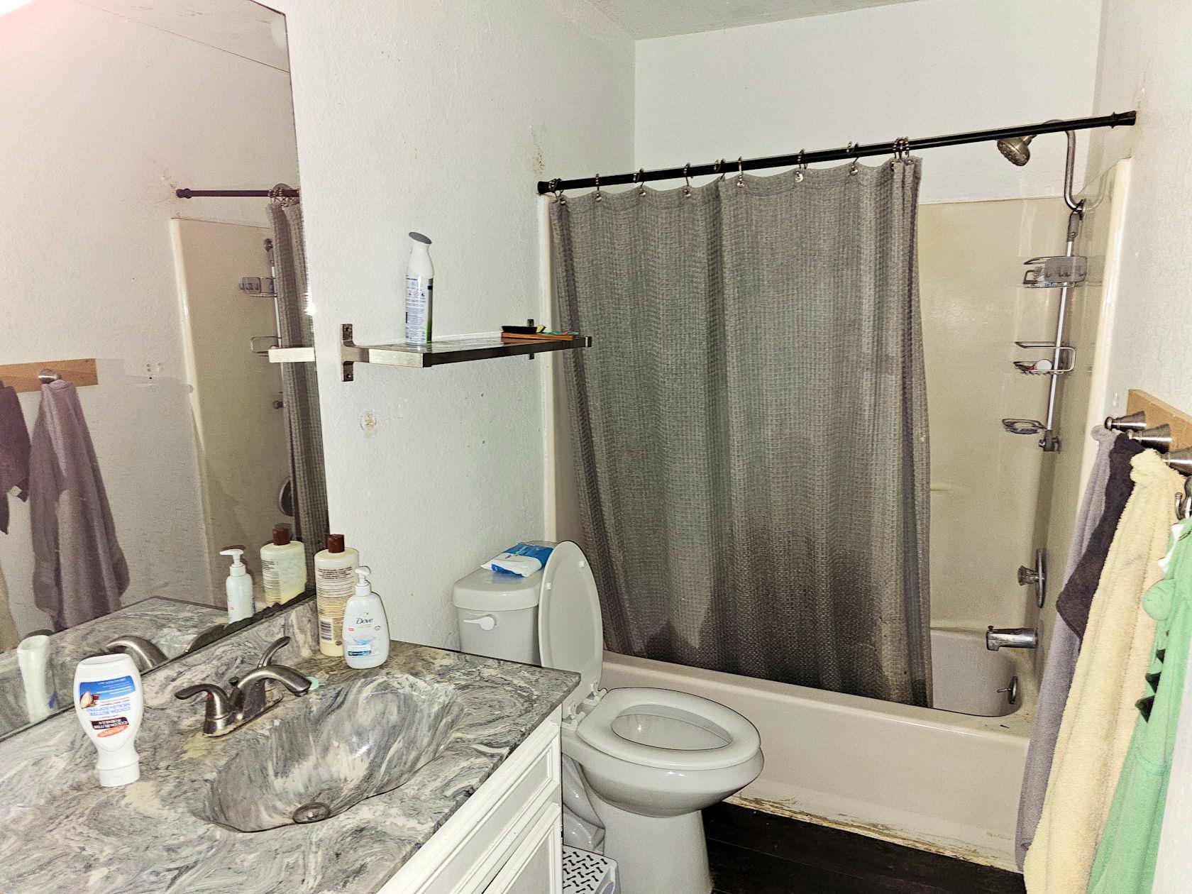 105 Park South DR