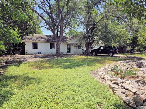 105 Park South DR Kyle TX 78640