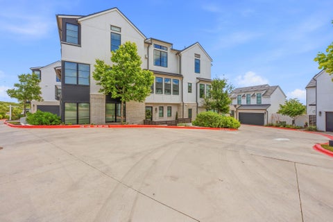 Photo of 702 Ariana CT, Austin, TX 78746 (MLS # 1823734)