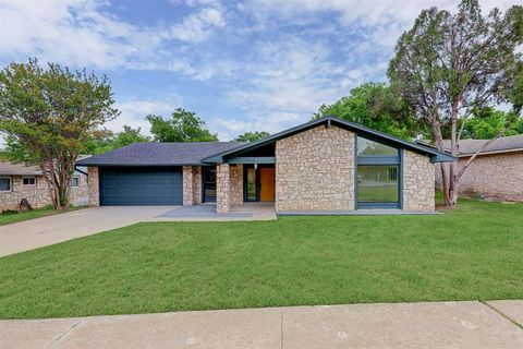Photo of 9805 Chukar CIR, Austin, TX 78758 (MLS # 8066994)
