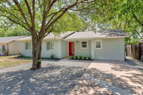 Photo of 5813 Breezewood DR, Austin, TX 78745 (MLS # 6552578) Photo of 5813 Breezewood DR, Austin, TX 78745 (MLS # 6552578)