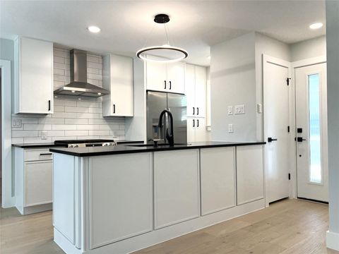 Tiny photo for 5813 Breezewood DR, Austin, TX 78745 (MLS # 6552578)