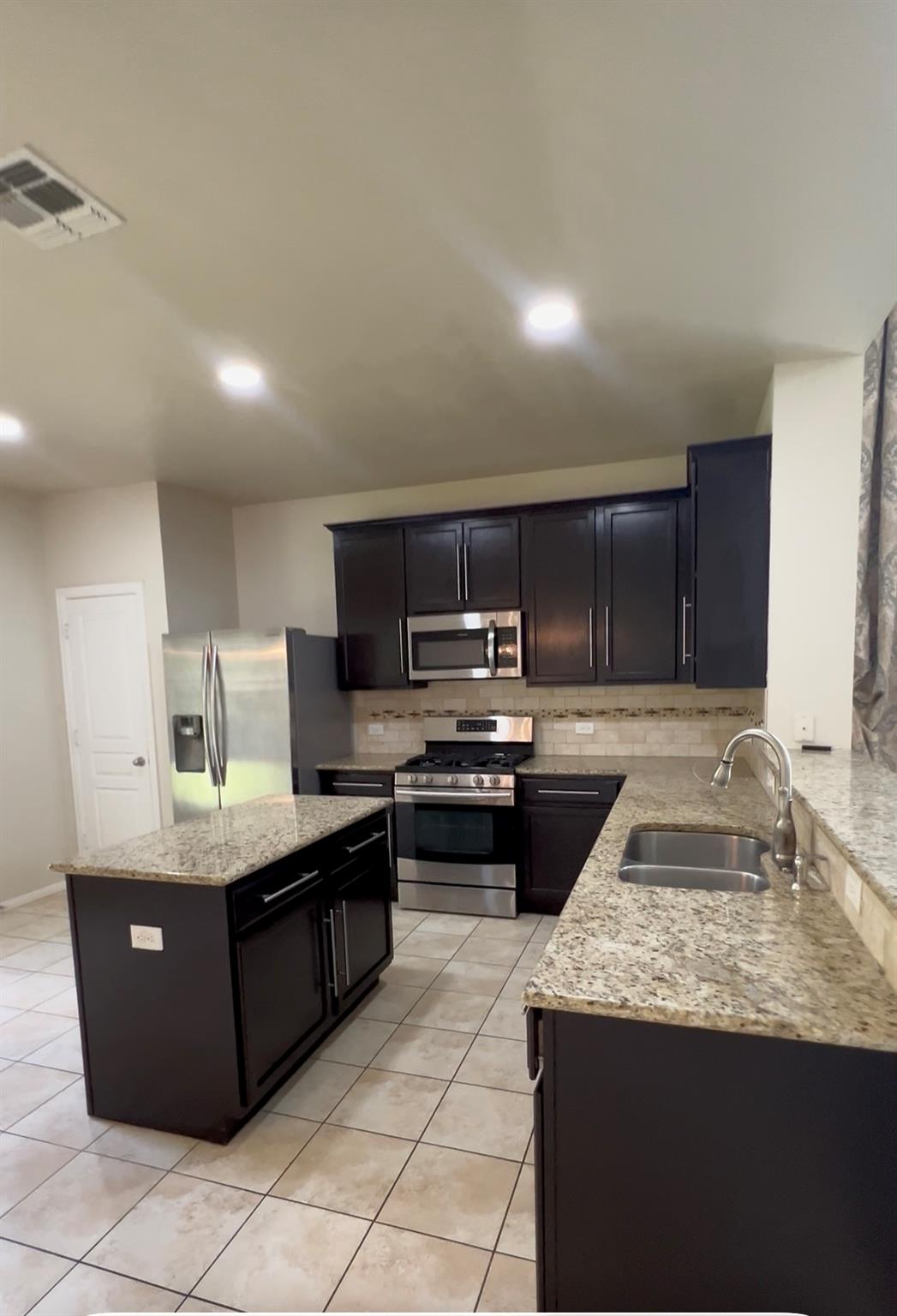 1060 Zeus CIR