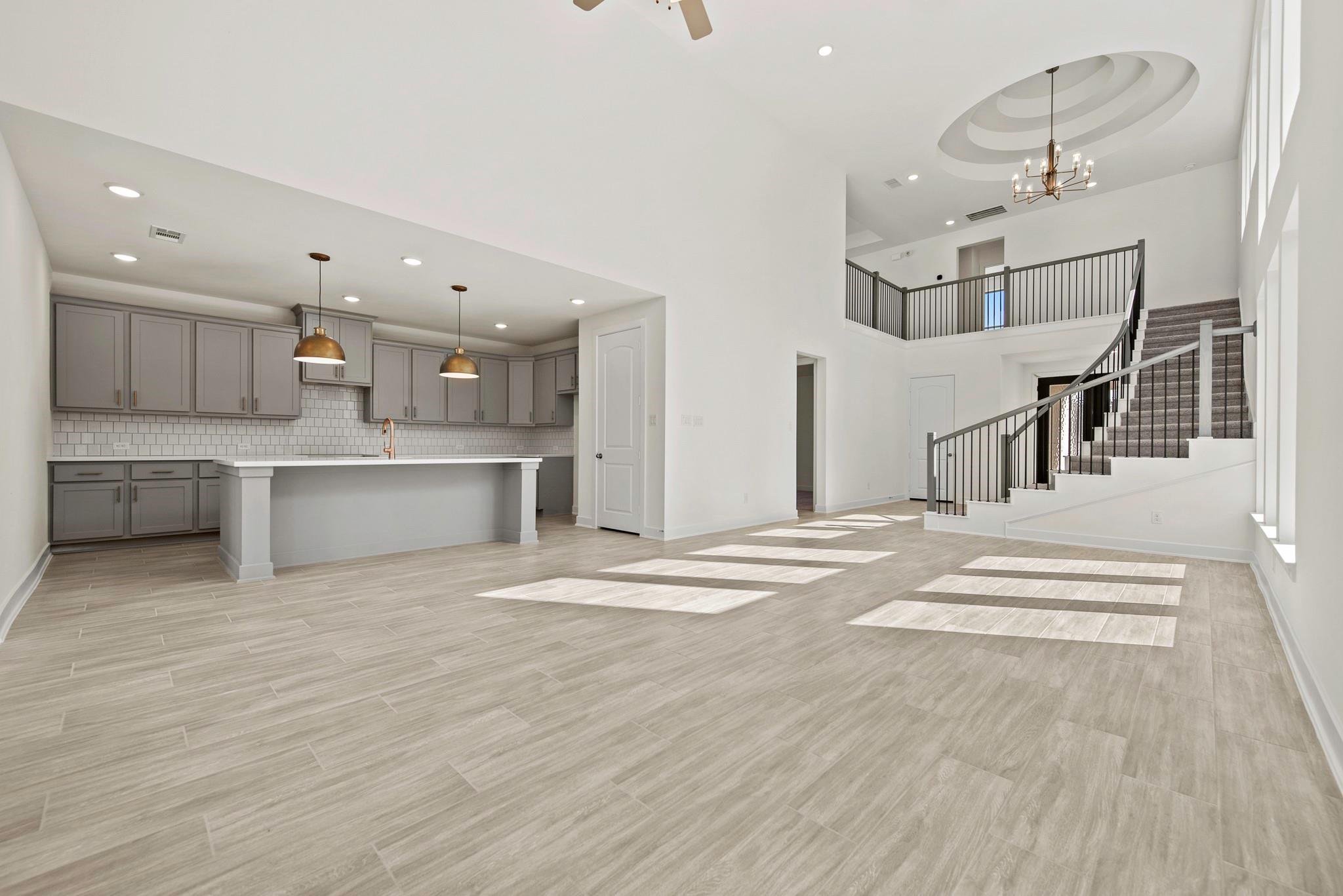 605 Buckaroo DR