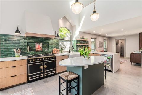 Photo of 4406 Hyridge DR, Austin, TX 78759 (MLS # 9283775)