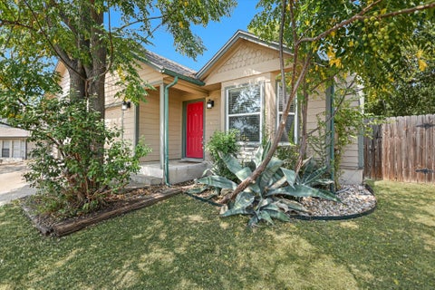 Photo of 519 Cutty TRL #B, Lakeway, TX 78734 (MLS # 8823708)