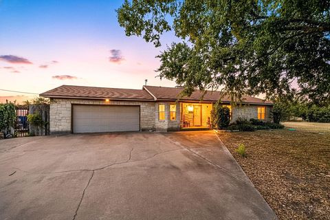 801 SAN GABRIEL DR Liberty Hill TX 78642