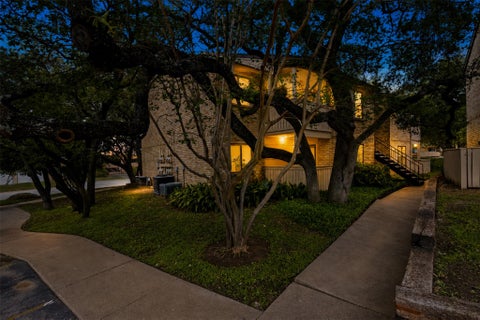 Tiny photo for 8210 Bent Tree RD #235, Austin, TX 78759 (MLS # 4499502)