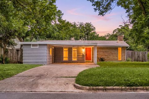 Photo of 2802 Perry LN, Austin, TX 78731 (MLS # 8612003)