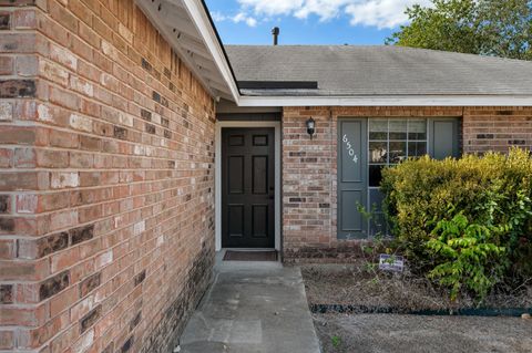 Tiny photo for 6504 Clubway LN, Austin, TX 78745 (MLS # 4154124)