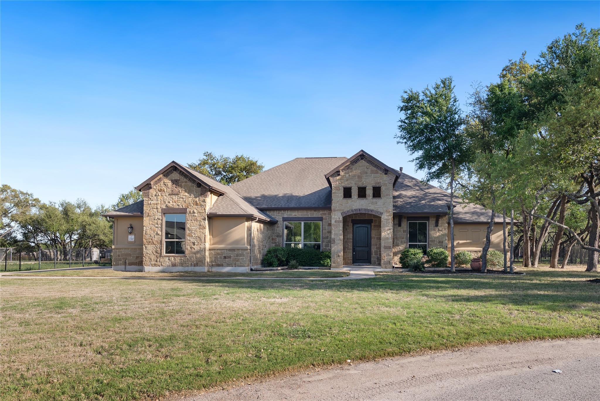 2740 Council Springs CV