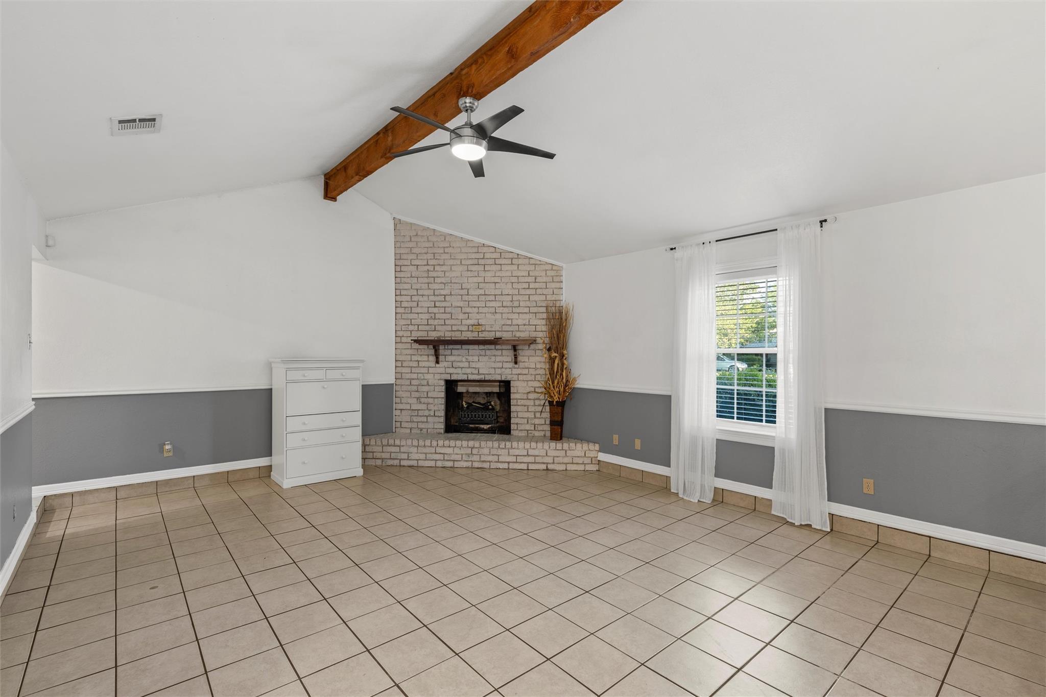 103 Spring Lake DR