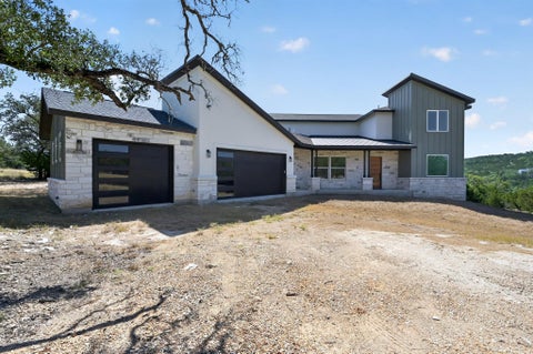 Photo of 18213 Gregg Bluff RD, Jonestown, TX 78645 (MLS # 9421487)