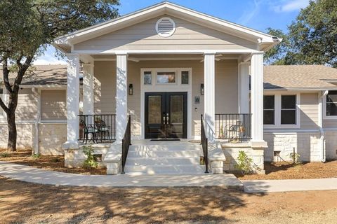 Photo of 126 County Road 420 RD, Spicewood, TX 78669 (MLS # 1085799)